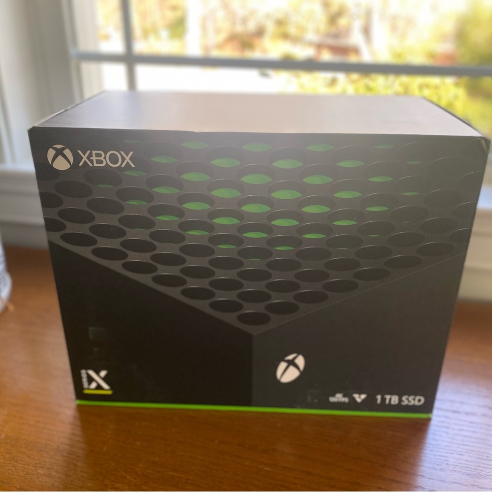 X box series x brand new, never been used at all